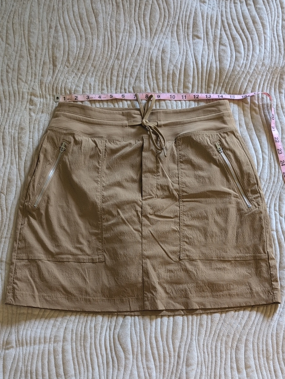 Athleta Size 8 Tan Trekkie North Utility Mini Skirt Zip Pockets Ripstop like new